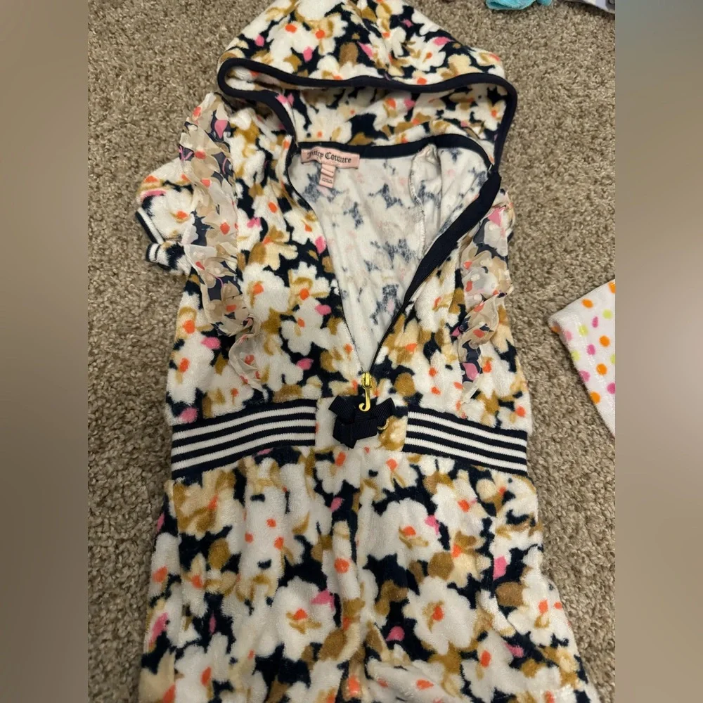 Bathing Suit Cover Up Bundle - Picture 5 of 9